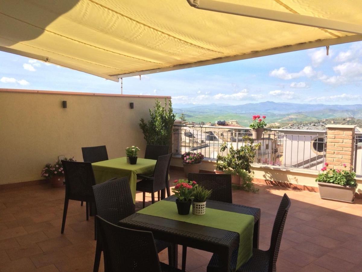 B&B Bella Vista Valguarnera Caropepe Bagian luar foto